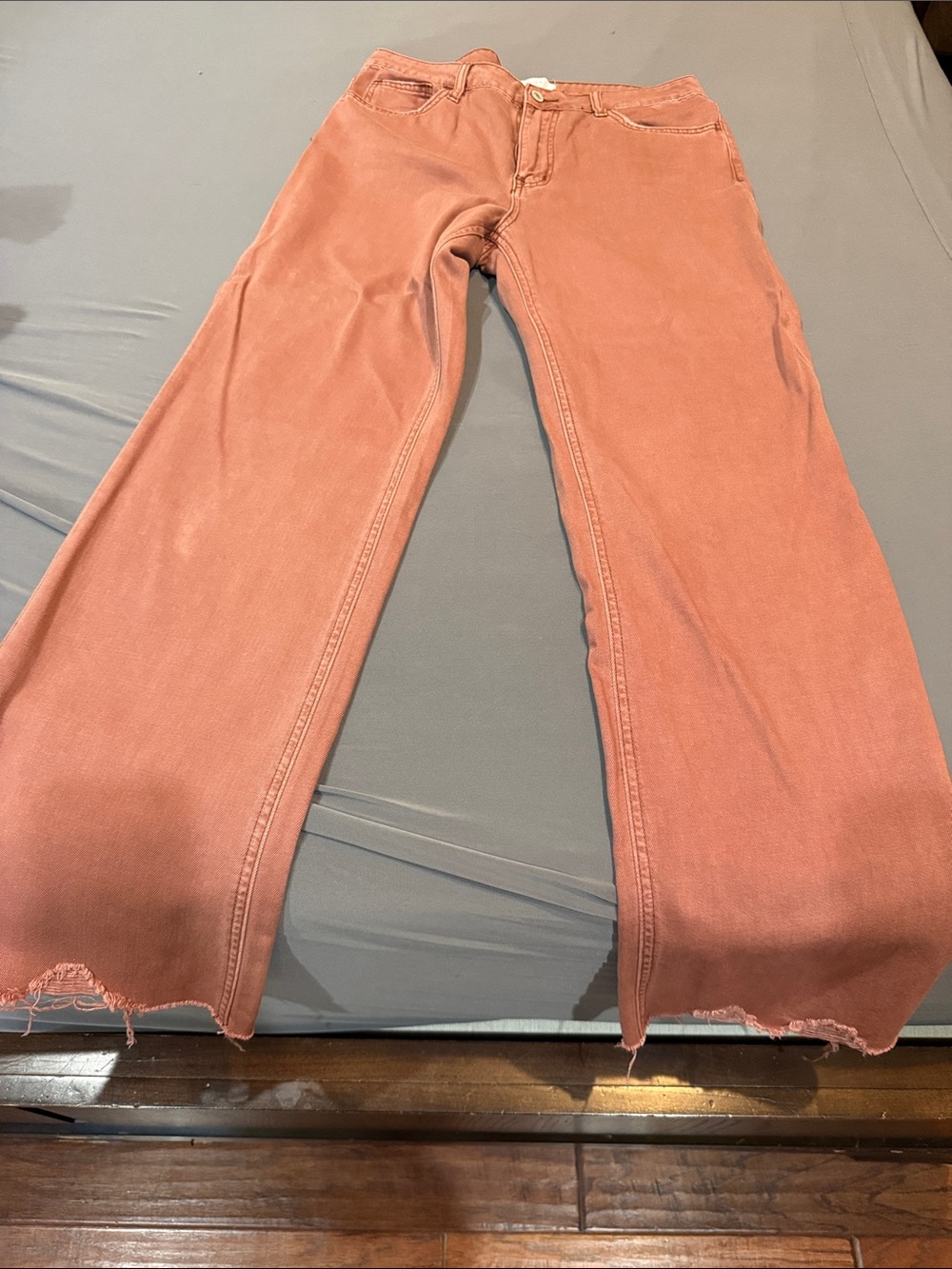 Women's Wide-Leg Jeans